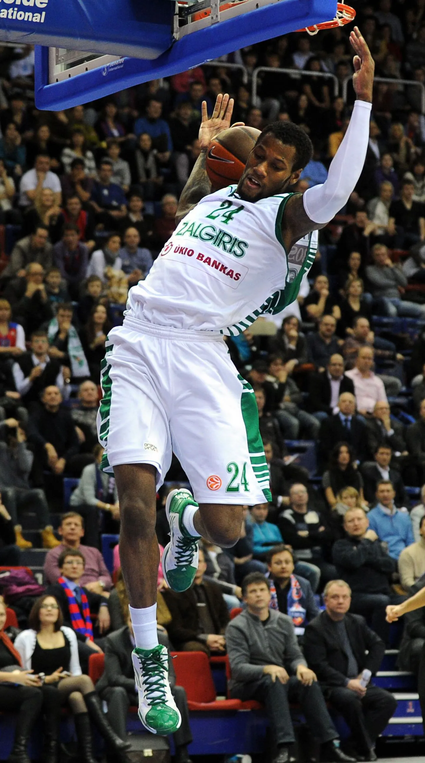 Sonny Weems.