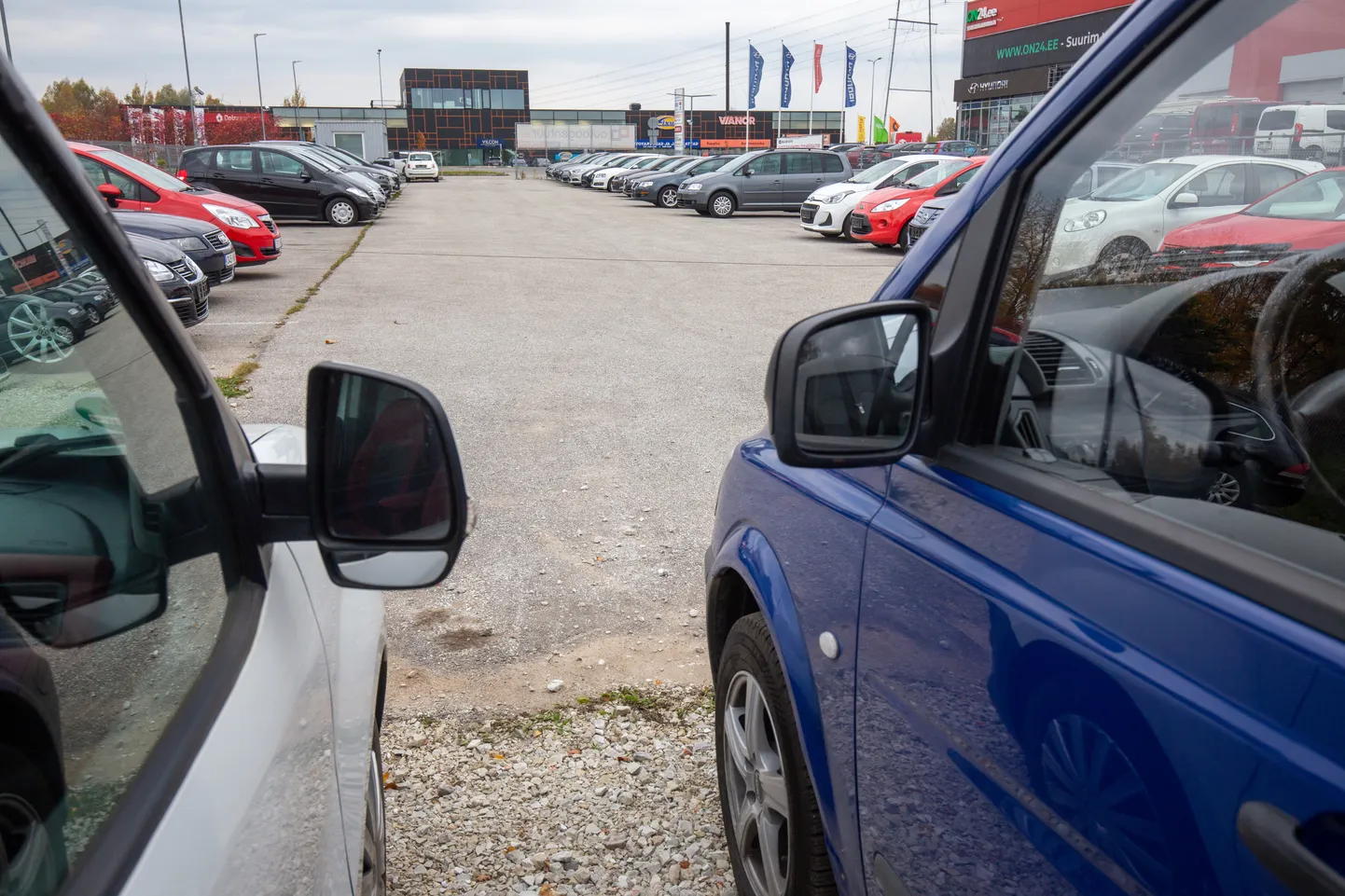 Kasutatud autode müügiplats.
