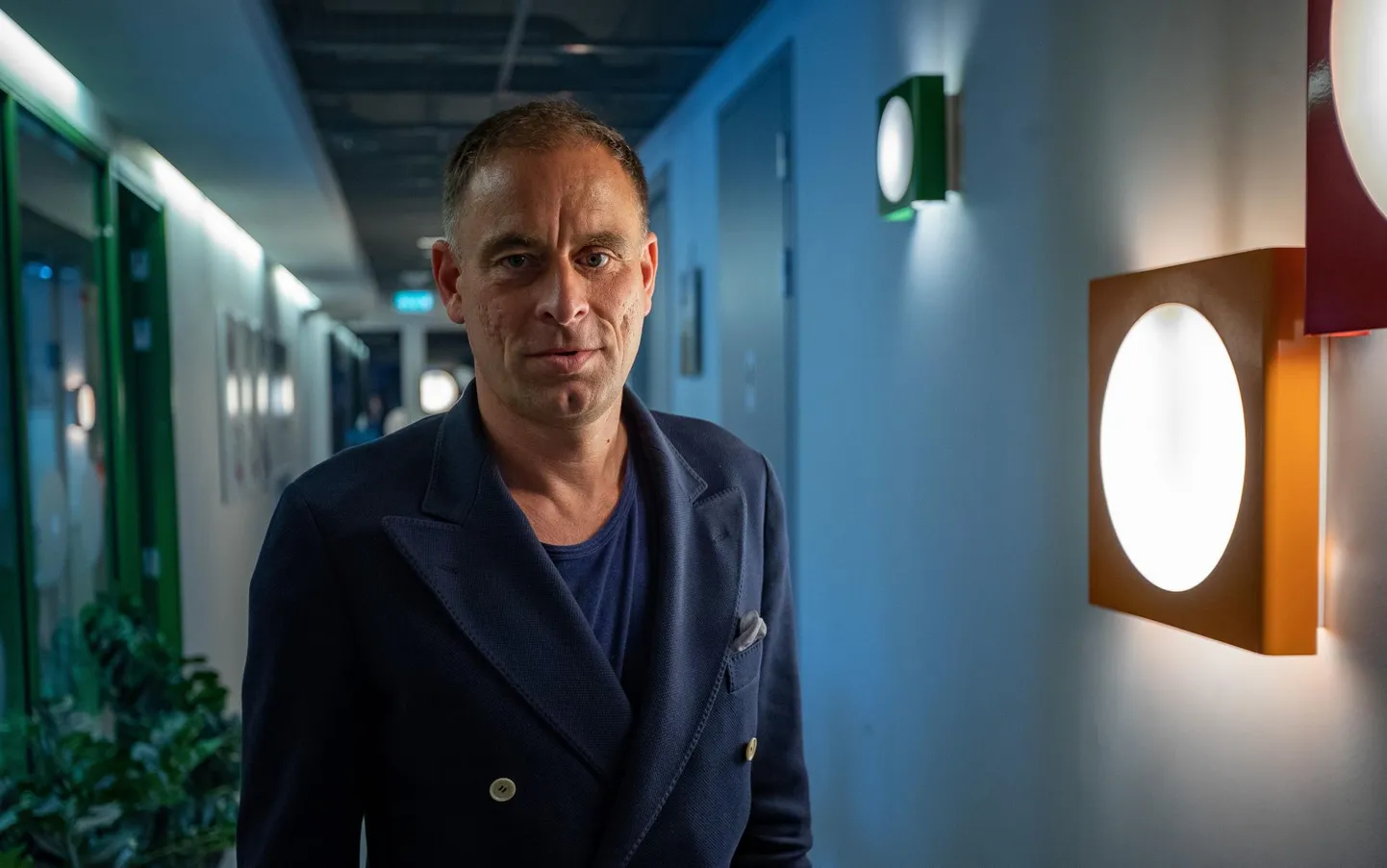 Tallinn, 19.06.2019
Rain Lõhmus Kuku raadios.

Rain Lõhmus in Kuku Radio studio.
FOTO: MIHKEL MARIPUU/EESTI MEEDIA FOTO: Mihkel Maripuu/Postimees/scanpix