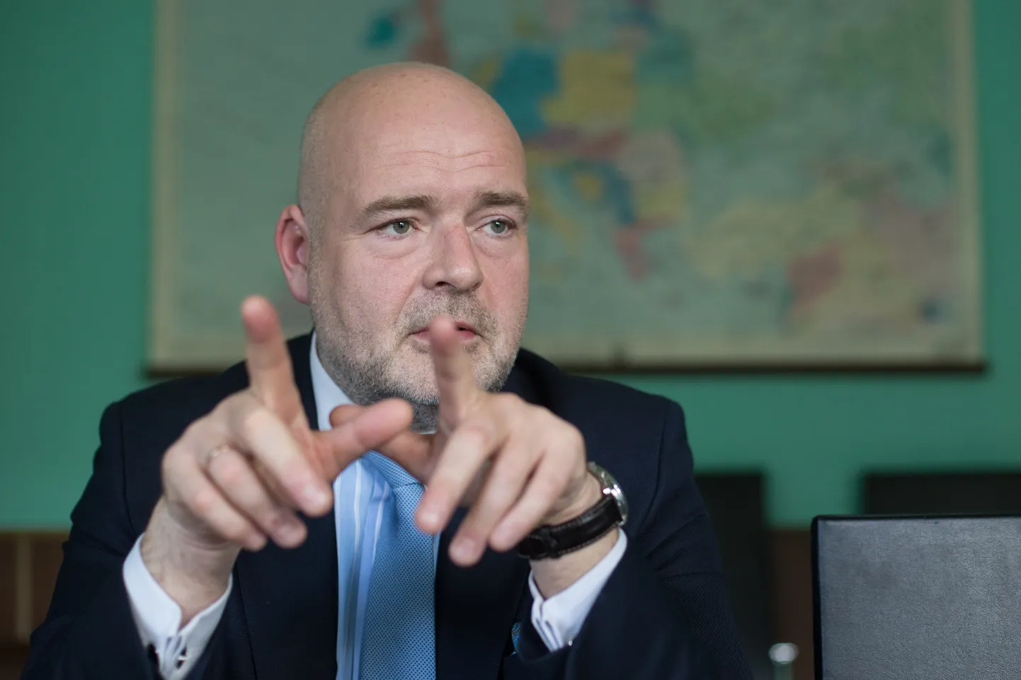 Siseminister Andres Anvelt on otsustanud  eelseisvatel valimistel kandideerida riigikogusse Ida-Virumaa valimisringkonnas. MATTI KÄMÄRÄ