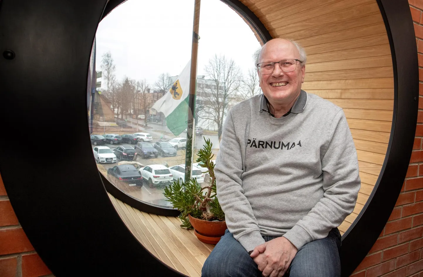 Heiki Mägi ei lülita oma telefoni välja ja kui vaja, lubab aidata mantlipärijal ametisse sisse elada.