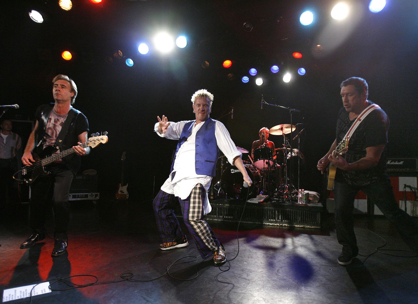 Sex Pistols esinemas 25. oktoobril 2007 USA-s Los Angeleses. Vasakult paremale Glen Matlock, Johnny Rotten, Paul Cook ja Steve Jones