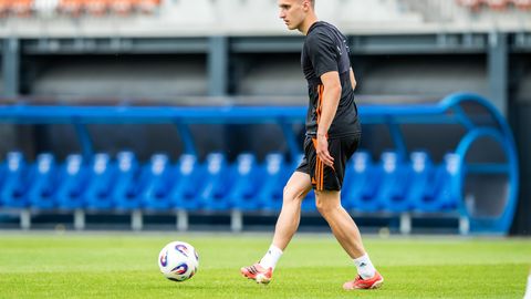 Vairāki futbolisti pirms Baltijas kausa otrās spēl