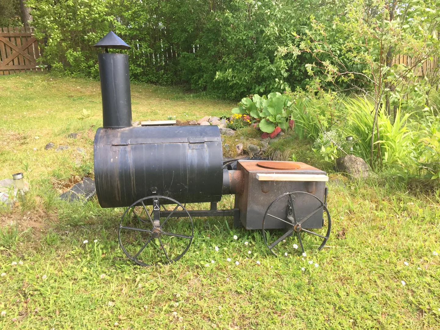 Omapärane grill.