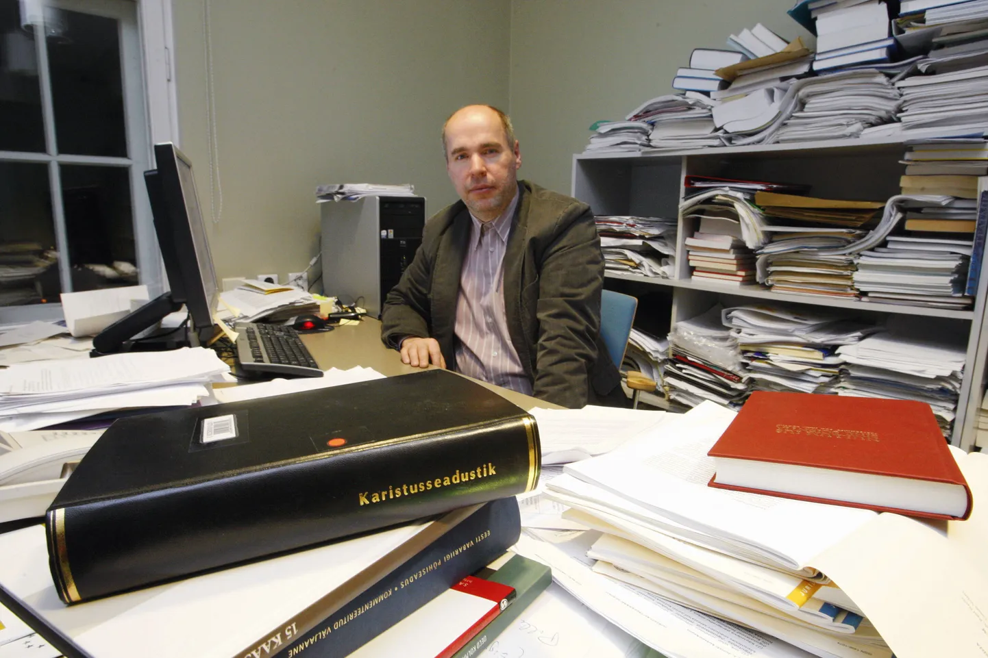 Professor Jaan Ginter.