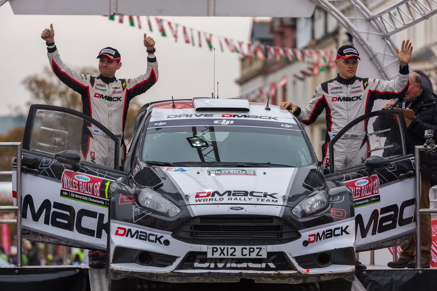 Ott Tänak ja Raigo Mõlder kordasid Walesi MM-rallil elu parimat tulemust, saades teise koha.