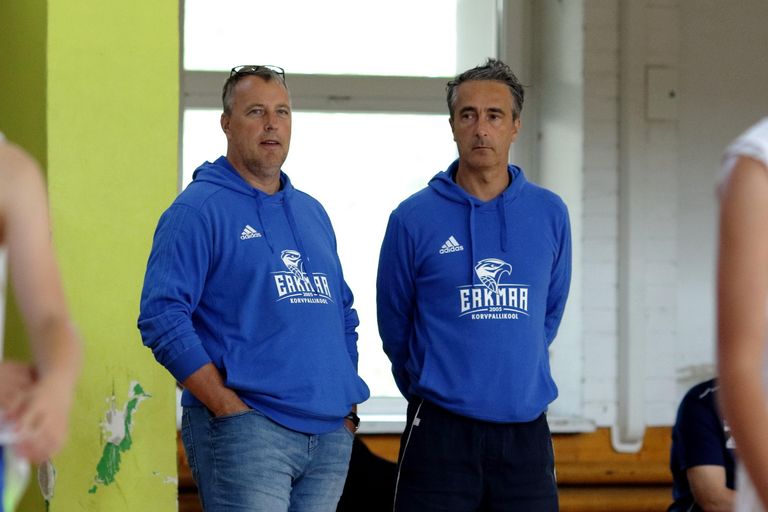 Treener Aivo Erkmaa (vasakul) on teinud pikaajalist koostööd itaallasest agendi Tomaso Comelliniga.