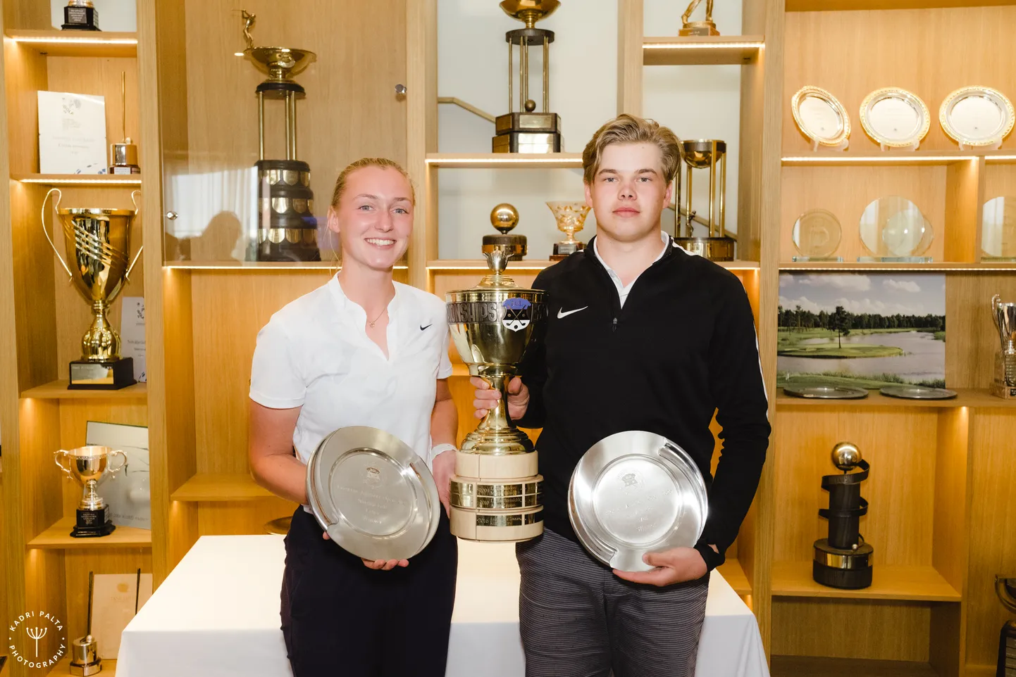 Estonian Amateur Openi tänavused võitjad Gile Bite Starkute (vasakul) ja Kevin Christopher Jegers (paremal).