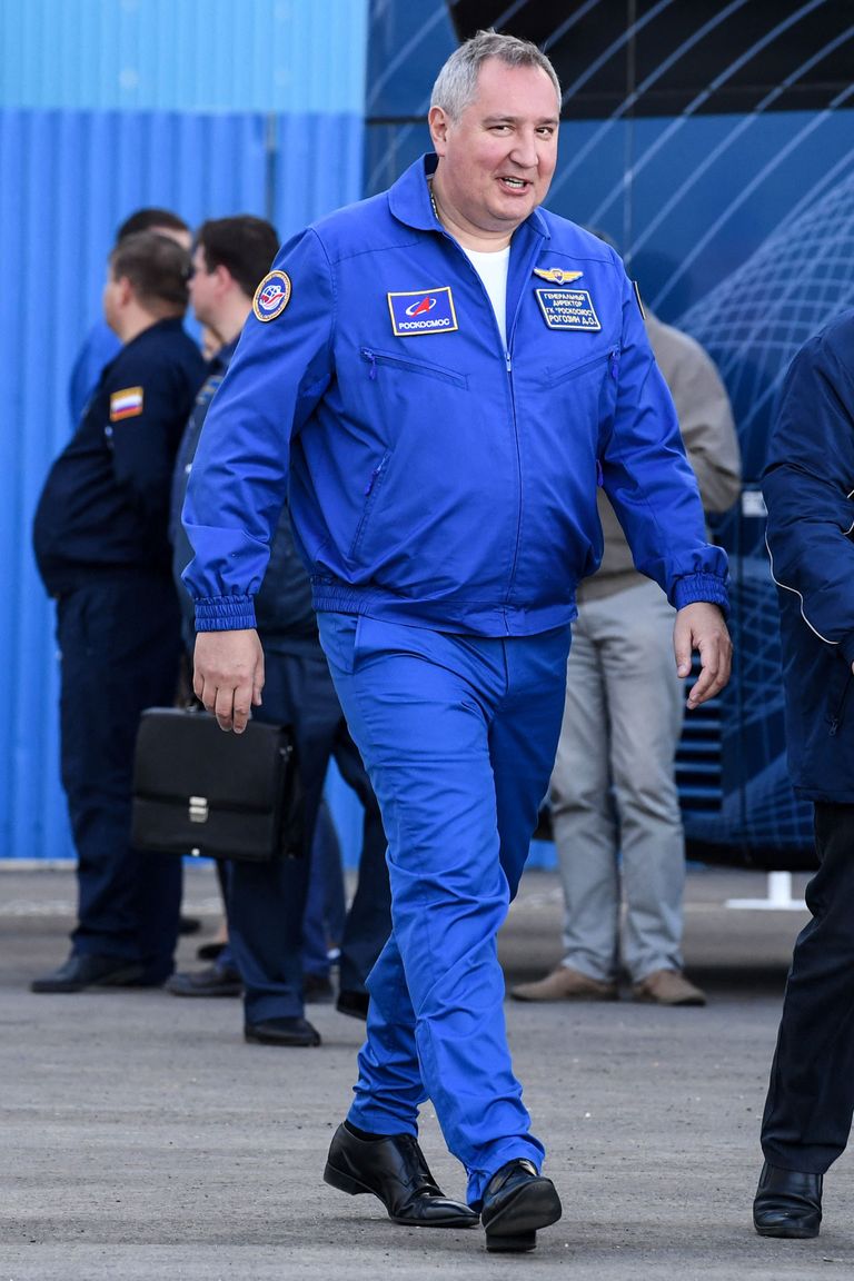 Venemaa kosmoseagentuuri Roskosmos juht Dmitri Rogozin oktoobris 2018 Kasahstanis Bajkongõri (vene keeles Baikonur) kosmodroomil