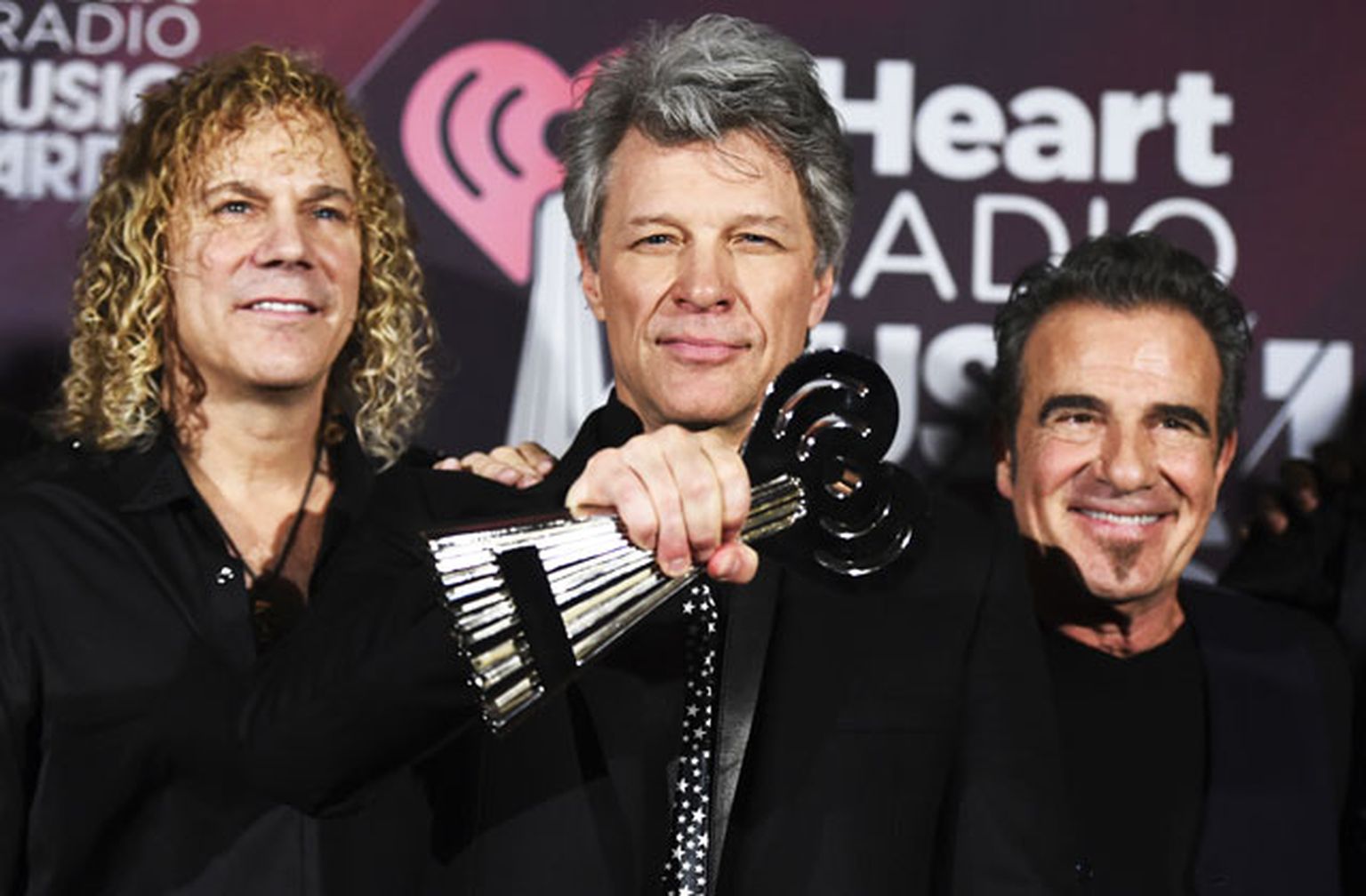 Ikonas balva - grupai "Bon Jovi"