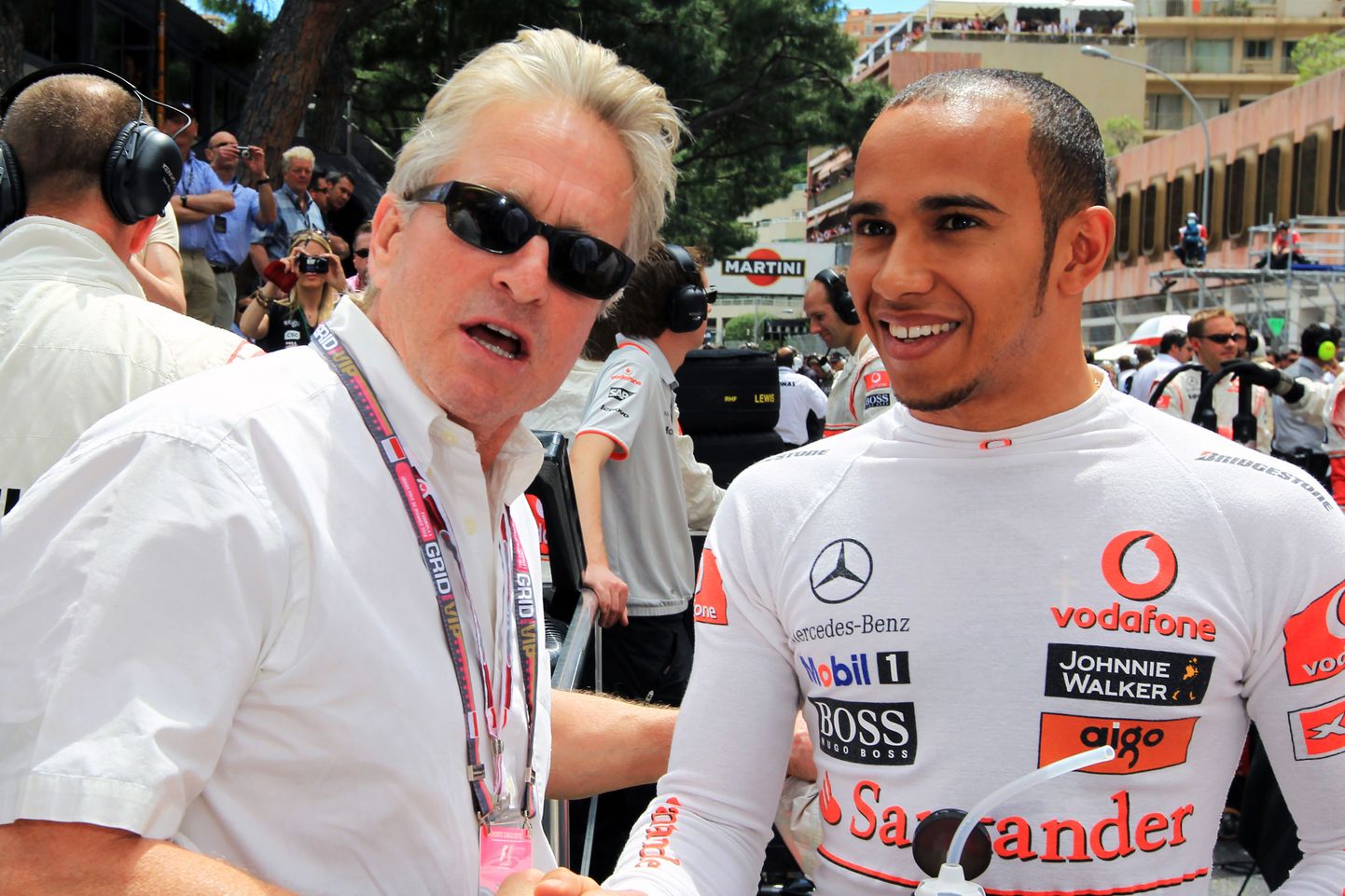 Lewis Hamilton ja Michael Douglas.