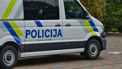 Pirmdien ceļu satiksmes negadījumos cietuši deviņi cilvēki