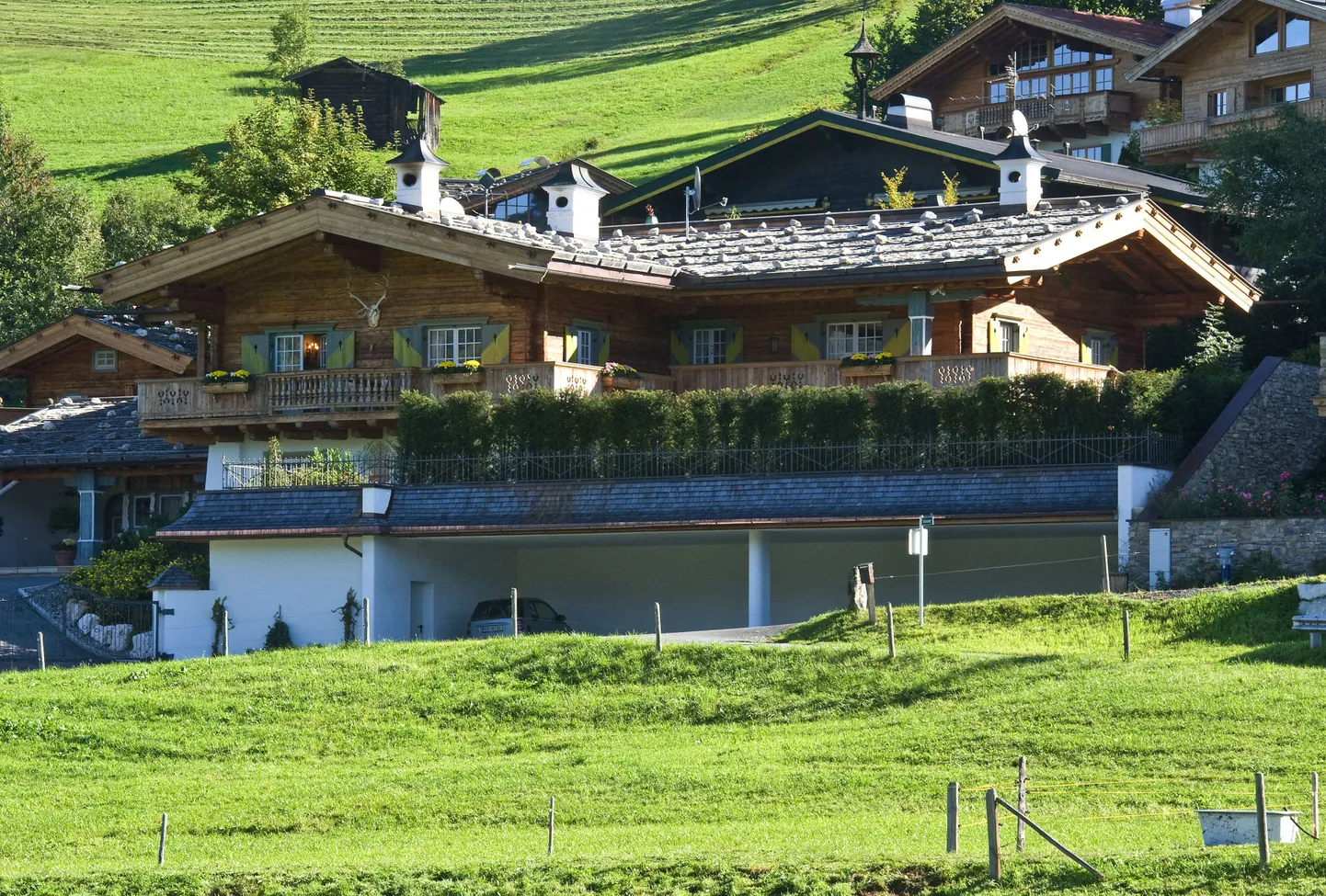Austrias Kitzbühelis asuv majake, mis kuulub Moskva linnapeale Juri Lužkovile ja tema abikaasale Jelena Baturinale.