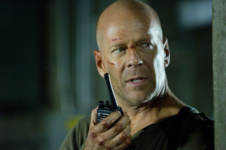 Bruce Willis John McClane'ina filmis «Visa hing 4».