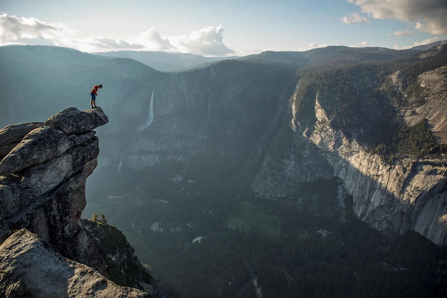 Alex Honnold dokumentaalfilmis «Eirates gravitatsiooni».