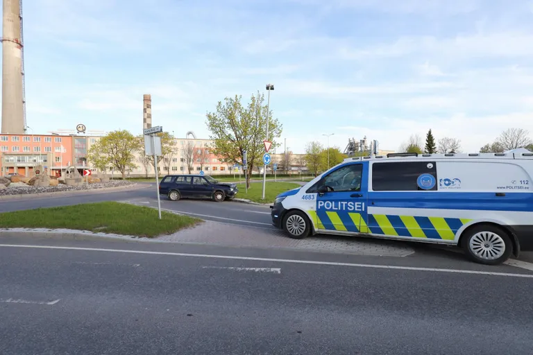 69. sünnipäeva tähistanud nokastanud meesterahvas ei tulnud auto juhtimisega toime.