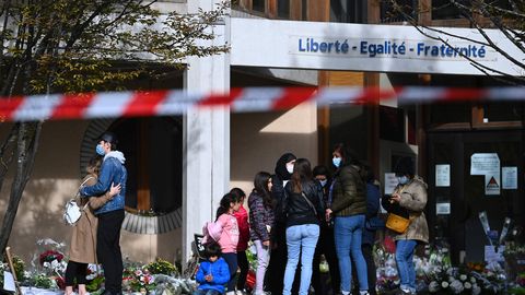 Prantsuse õpetaja tapmisega seoses peeti kinni neli õpilast