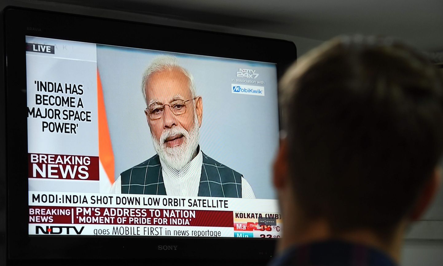 Narendra Modi teatamas satelliidi hävitamisest.
