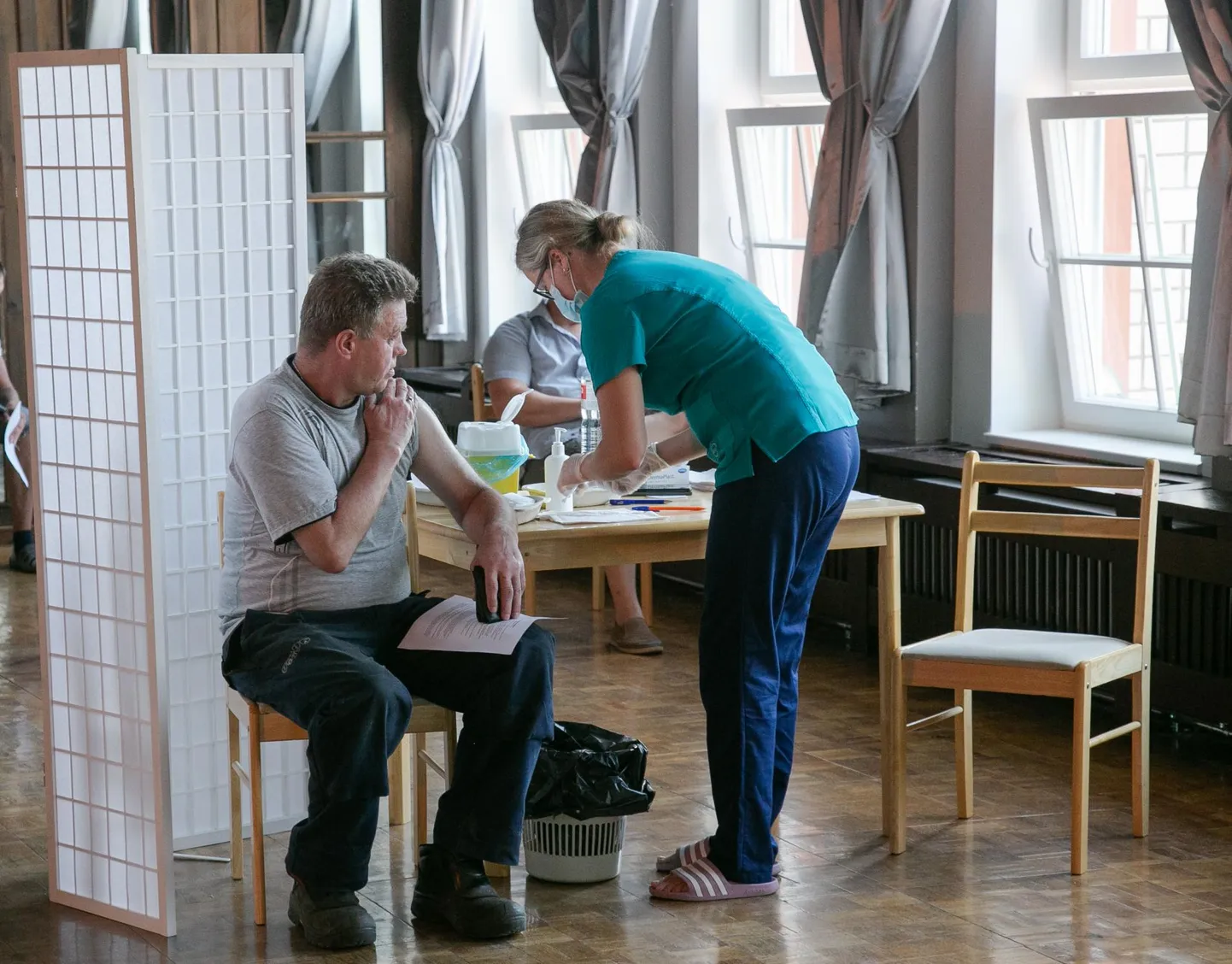 POLi teatel aitab vaktsineerimine ära hoida meditsiinisüsteemi ülekoormust.