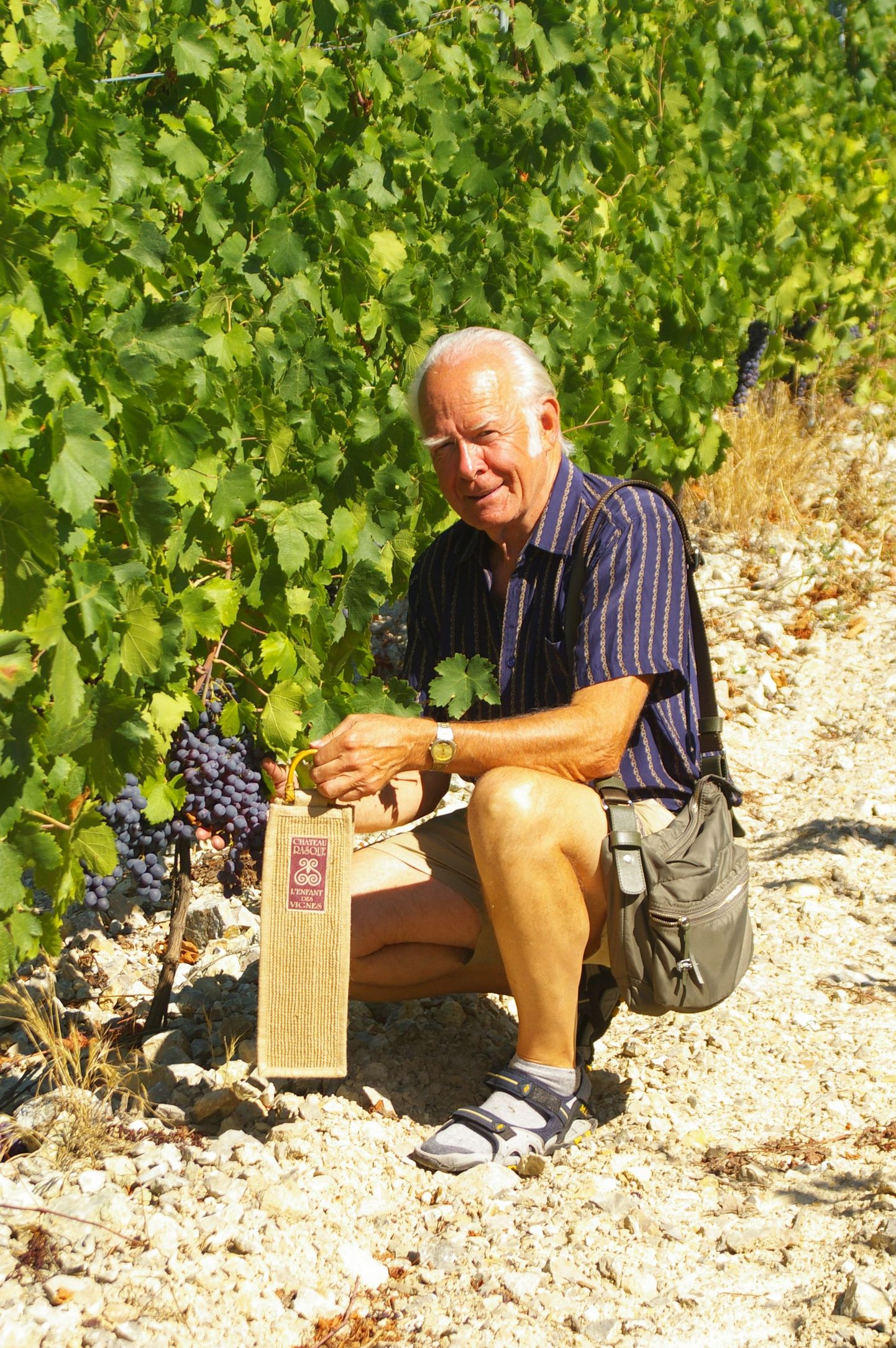 Hillar Kala meelistegevus on reisimine, kuid seda mitte vaid puhkamise eesmärgil, vaid ikka proovimaks ja õppimaks uusi asju. Fotol on mees Prantsusmaal Provence’i veinimõisas.