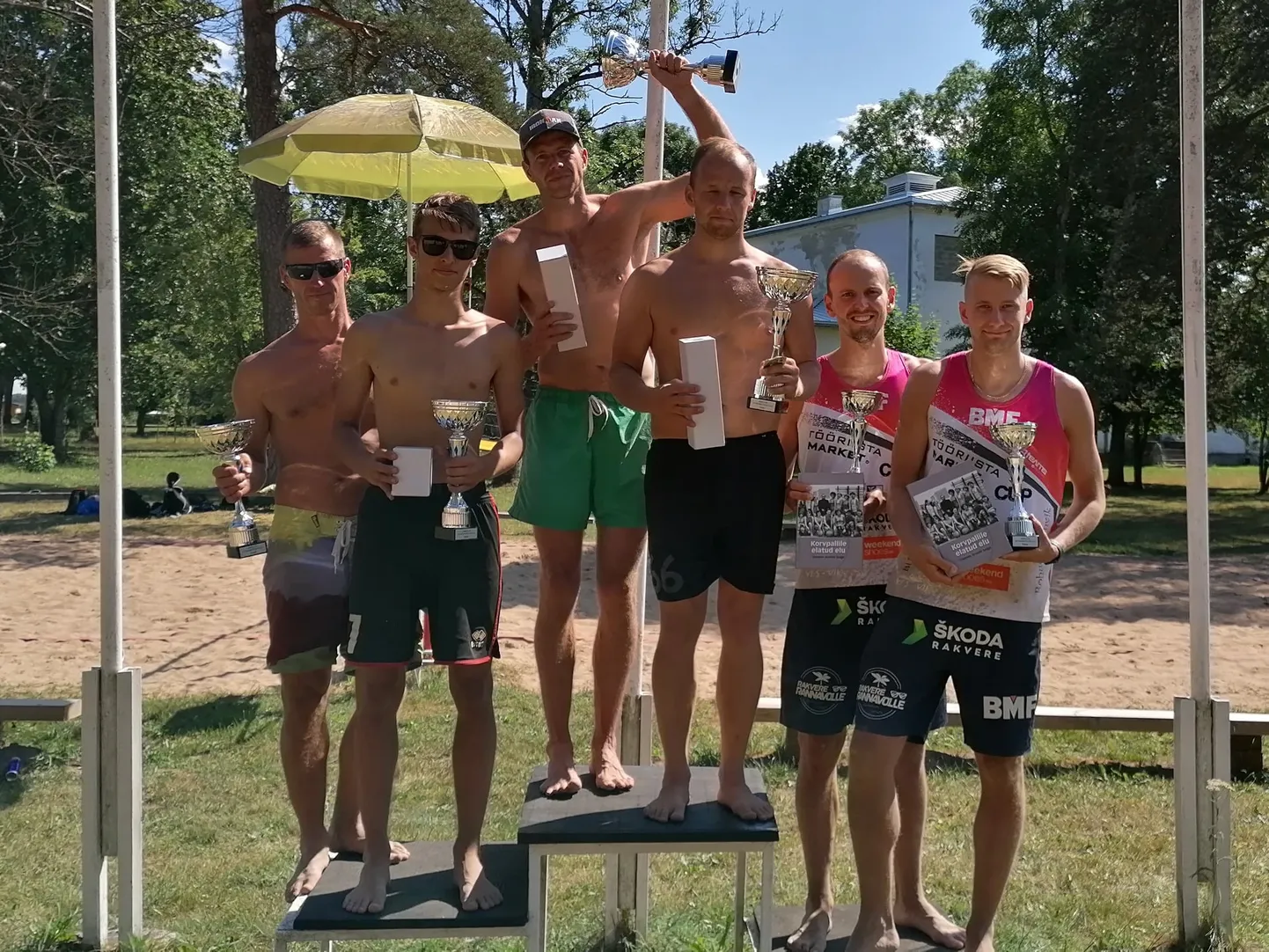 Ambla Spordiklubi rannavolle 4-etapilisel seeriavõistlusel osales kokku 24 võistkonda 38 mängijaga.