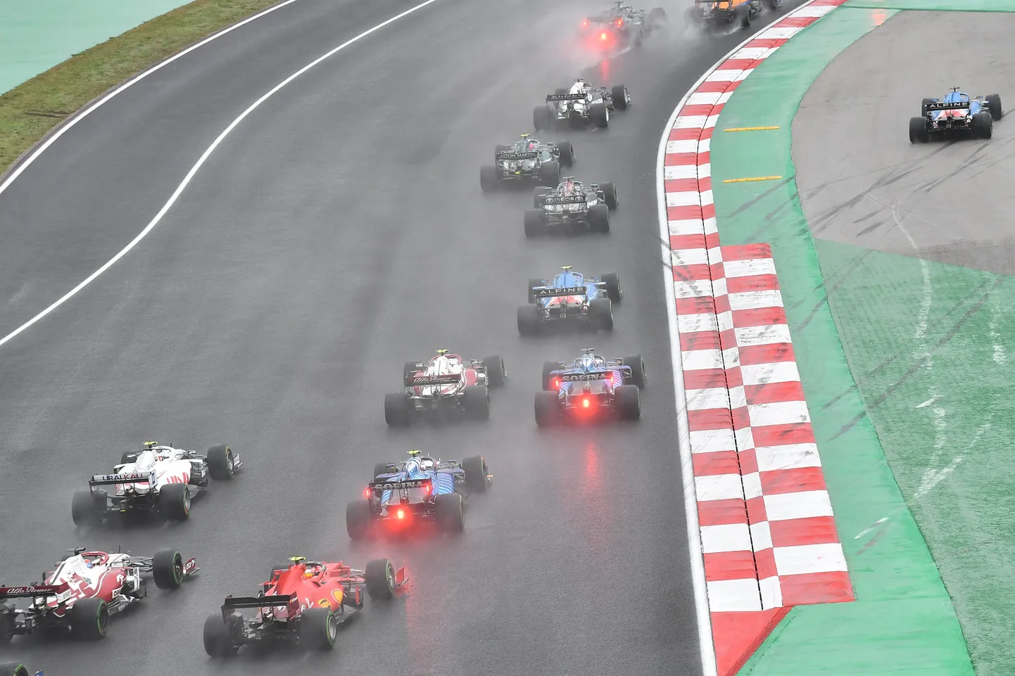 Istanbuli Grand Prix esimene kurv.