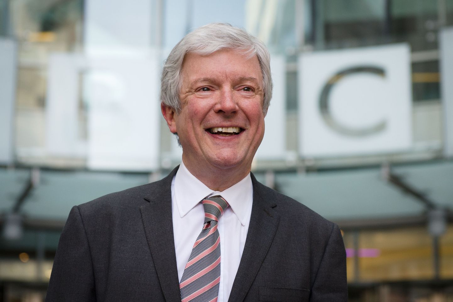 BBC vadītājs tonijs Hols