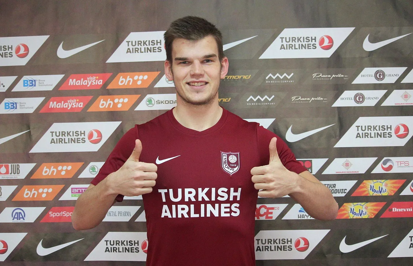 Frank Liivak FK Sarajevo särgis.