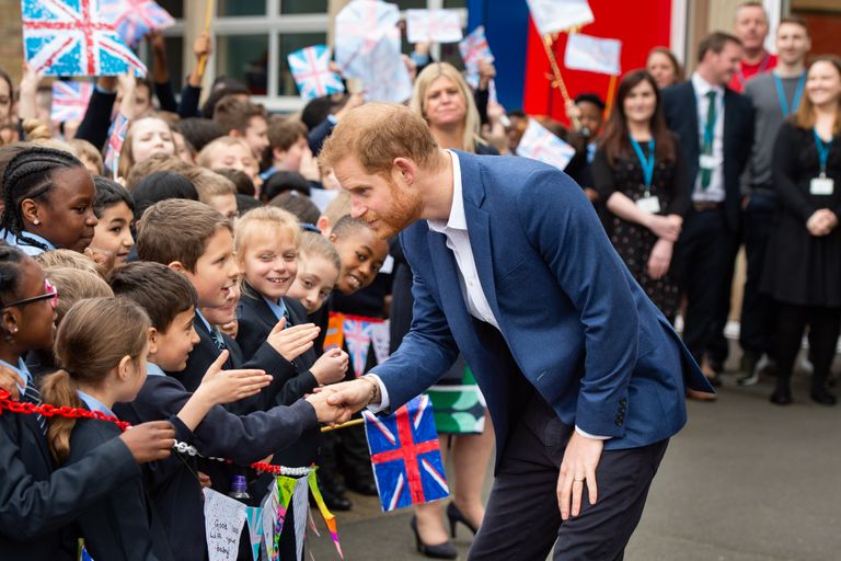 Prints Harry külastas 20. märtsil Londonis asuvat St. Vincenti katoliku kooli