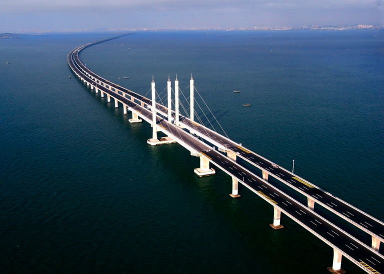 Maailma pikim sild on Ida-Hiinas Jiangsu provintsis asuv Danyangi-Kunshani sild, mille pikkus on 164,8 kilomeetrit