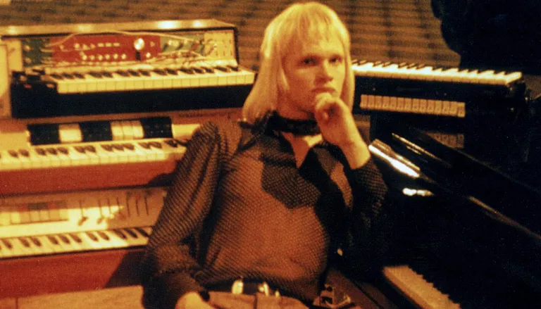 Siis see kõik algas. Sven Grünberg ja süntesaatorid aastal 1976.
