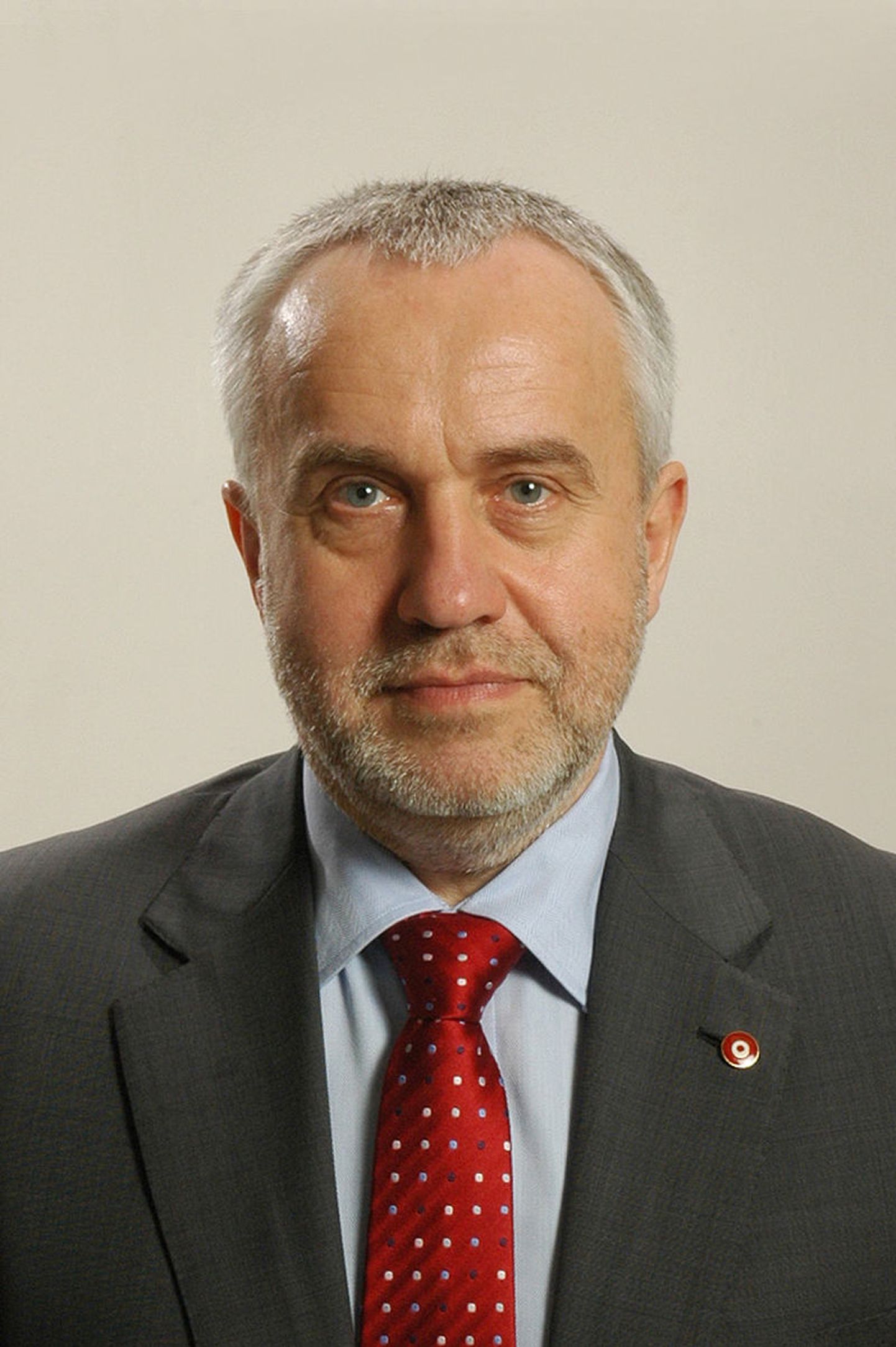 Läti ekspeaminister Andris Šķēle.