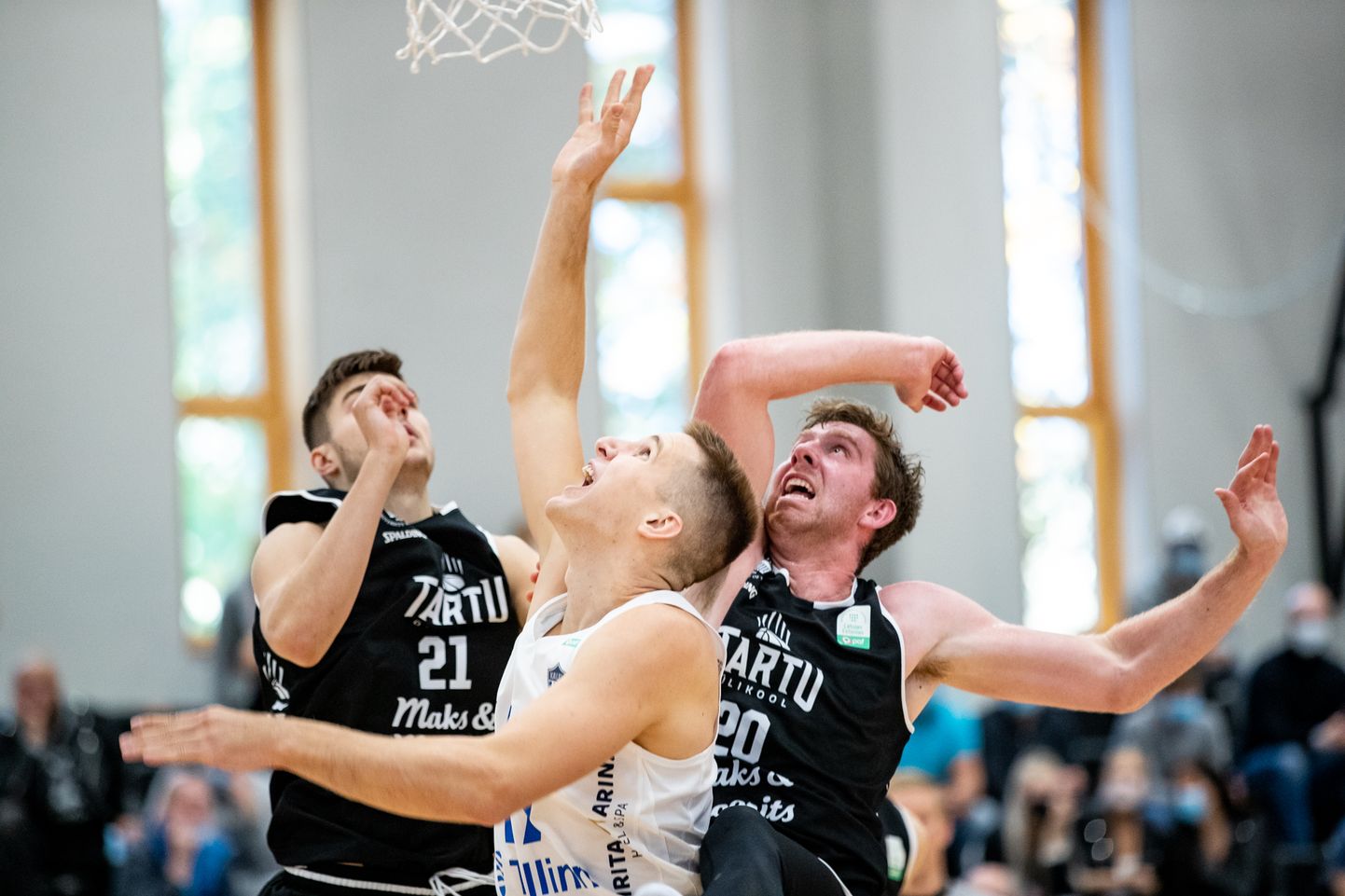 Tartu Ülikool Maks & Moorits alistas täna kodusaalis Tallinna Kalev/TLÜ võistkonna 75:67, hooaja eelmises kohtumises samade meeskondade vahel võitsid tartlased 100:73.