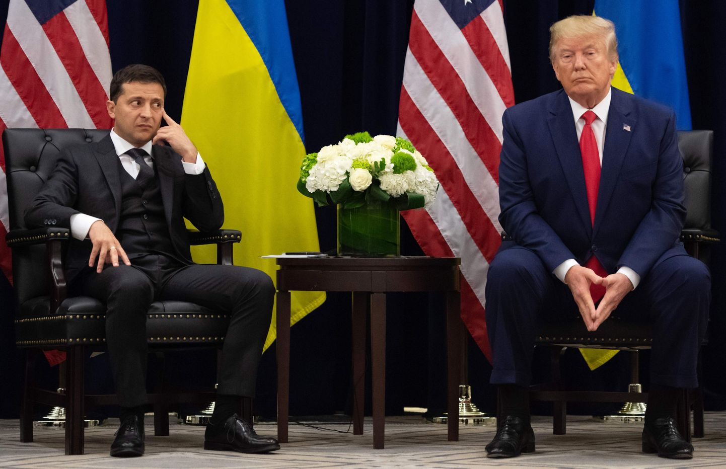 Ukrainas prezidents Volodimirs Zelenskis un ASV prezidents Donalds Tramps
