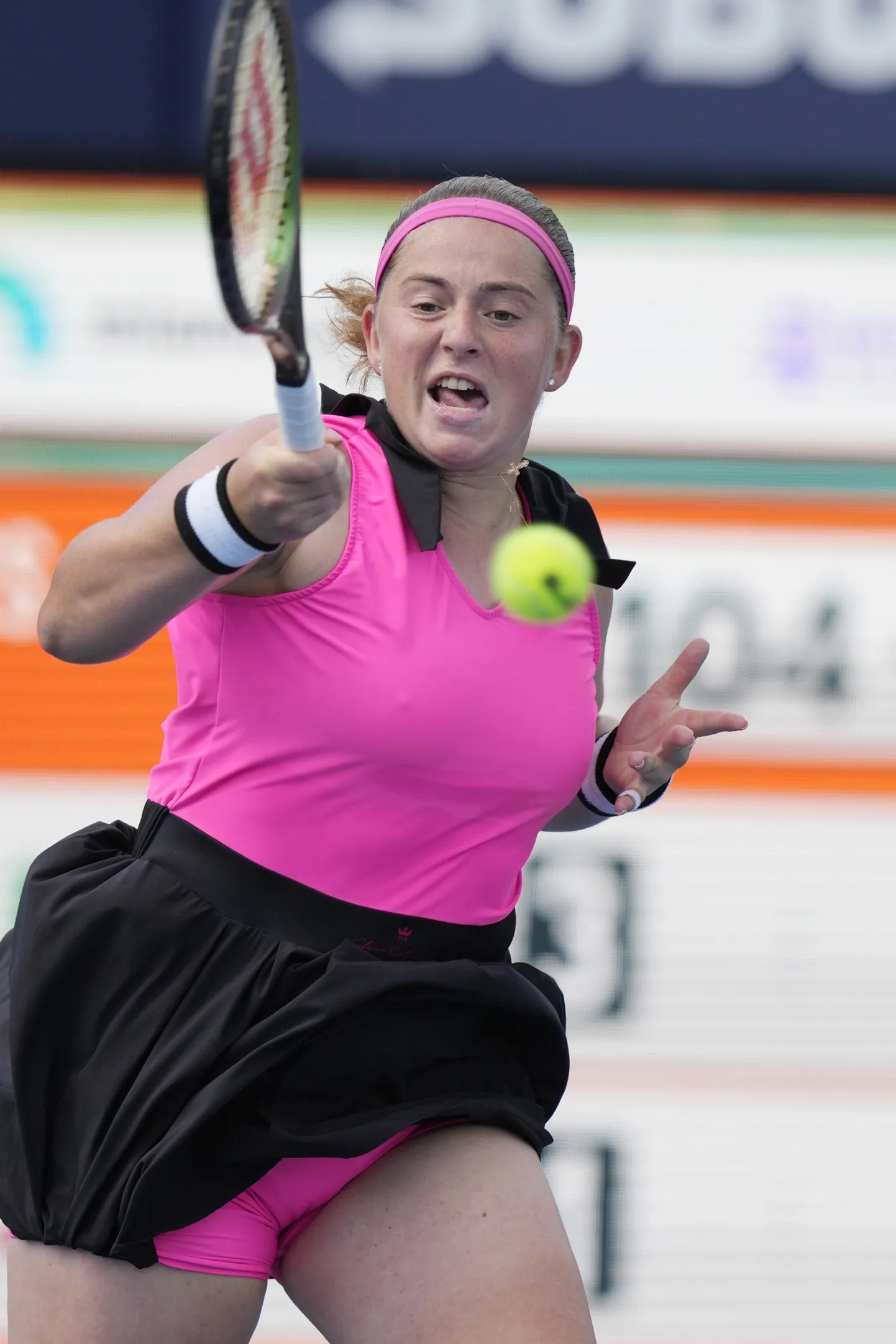 Aļona Ostapenko