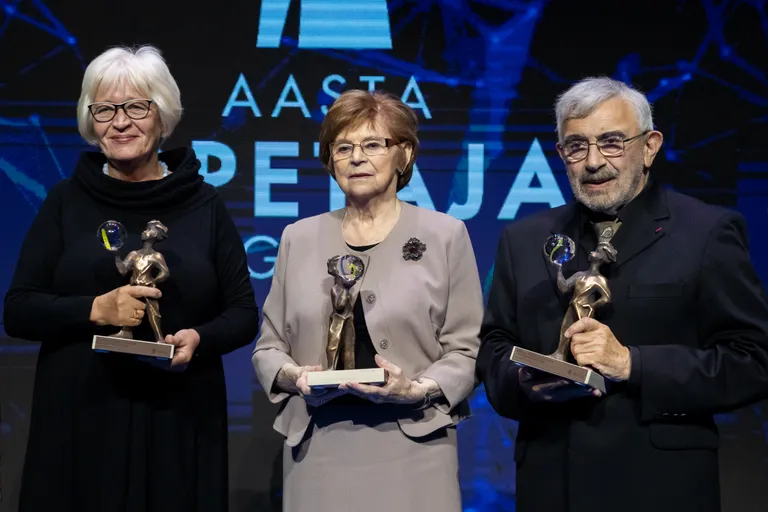 Aasta õpetaja gala 2020. Riiklik haridustöötaja elutööpreemia pälvisid Talvi Märja, Laine Belovas ja Aleksei Turovski.
