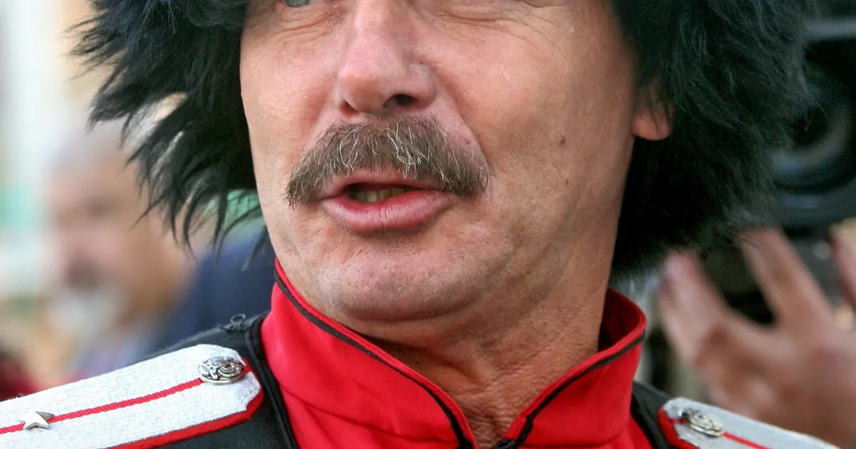 Yalangoch erkaklar siyish video