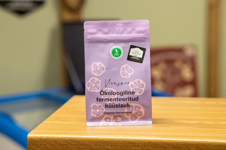 Vinkymoni fermenteeritud küüslaugud.