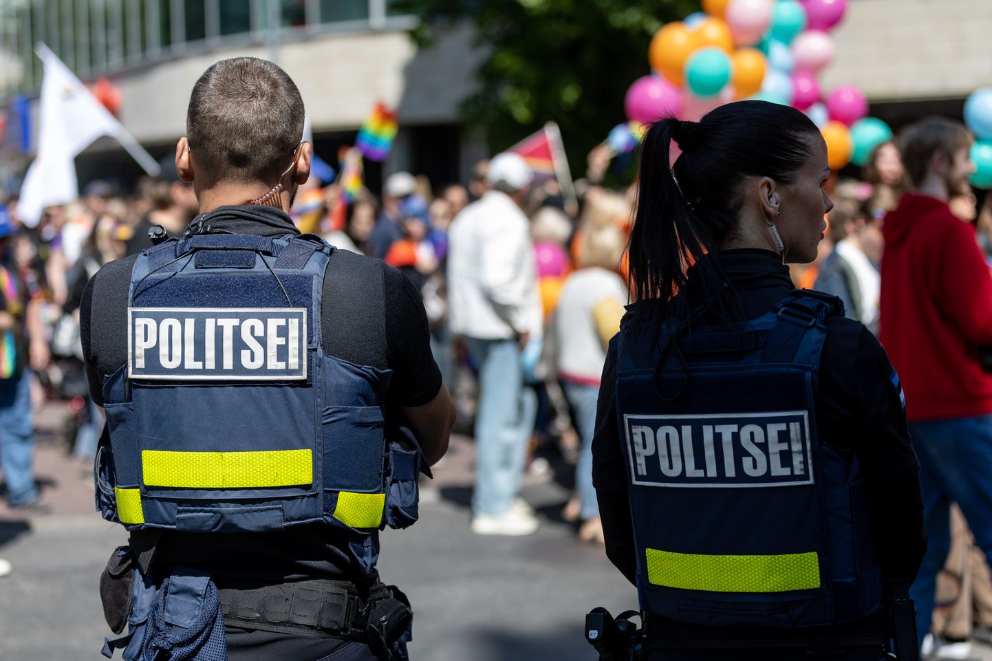 Politseinikud Baltic Pride paraadil.