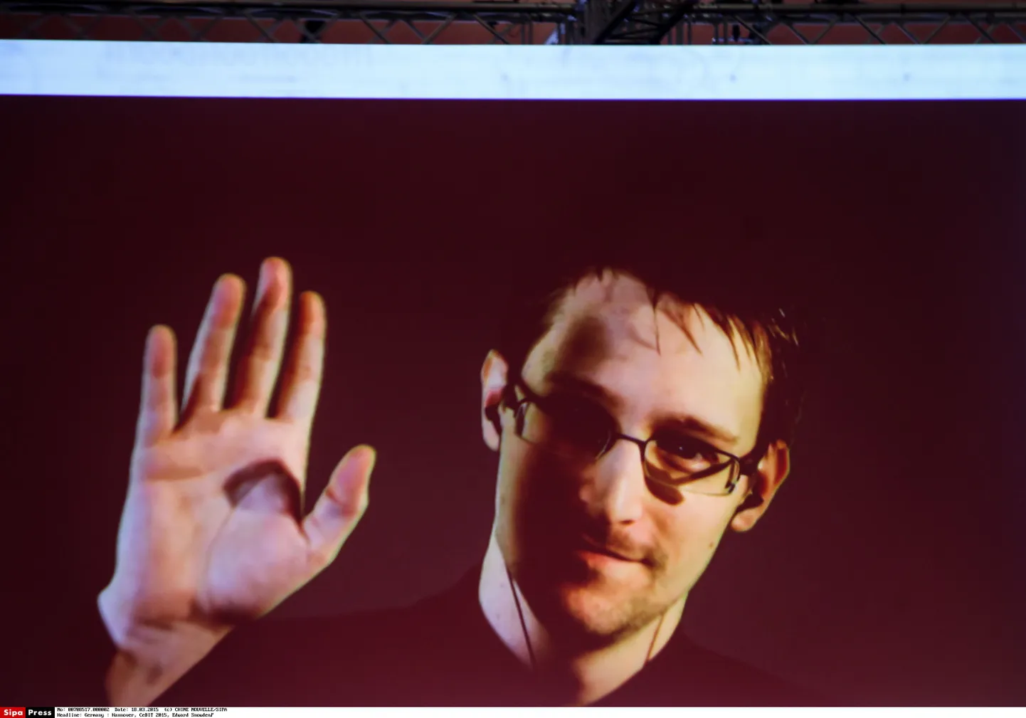Edward Snowden selle aasta märtsis videosilla vahendusel Hannoveri infotehnoloogiamessi külastajaid tervitamas.