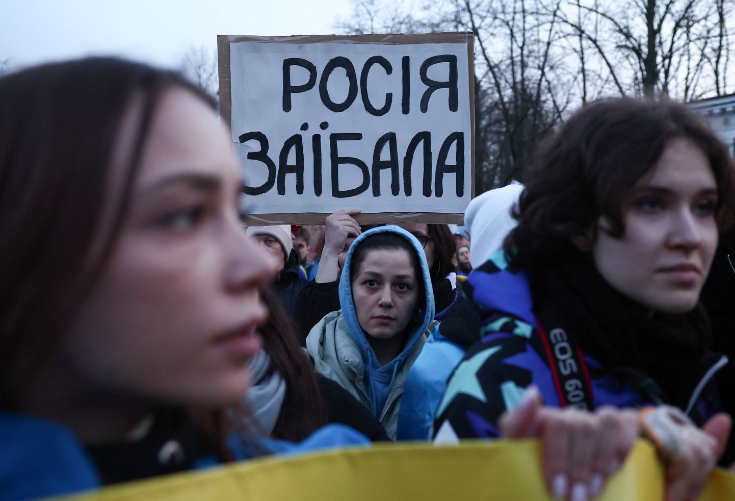 Ukrainat toetav meeleavaldus Varssavis.
