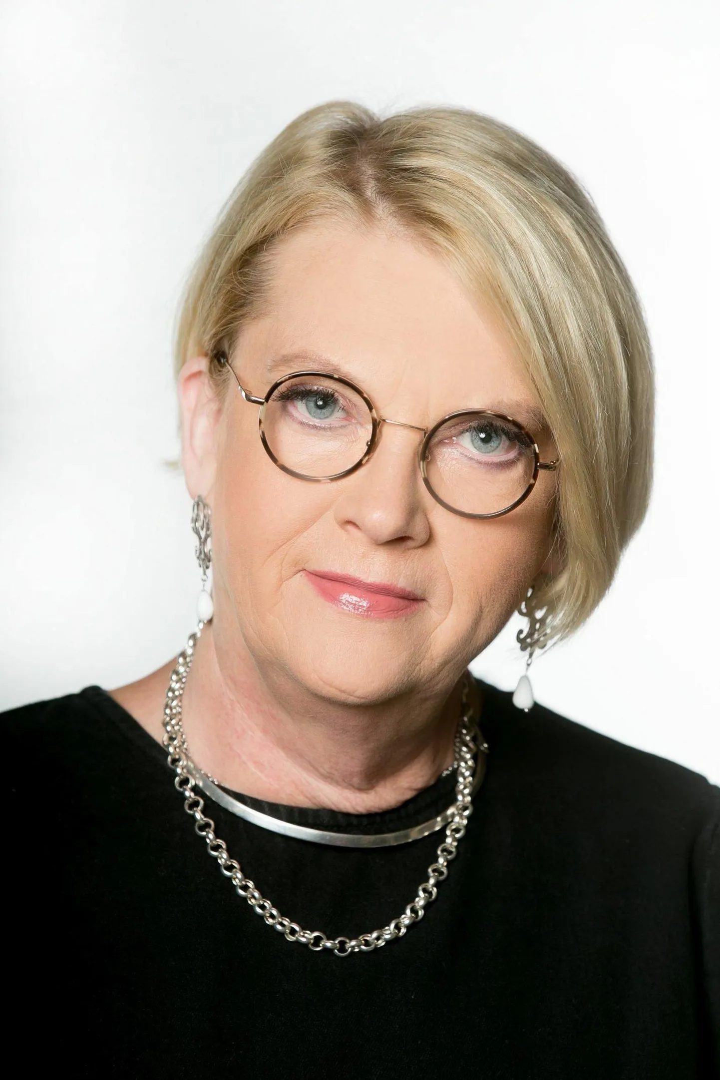 Helen Rives.