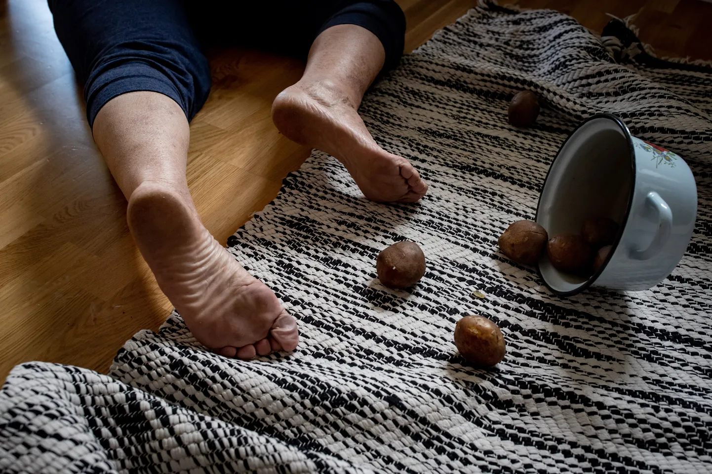 Kukkumine, foto on illustratiivne.