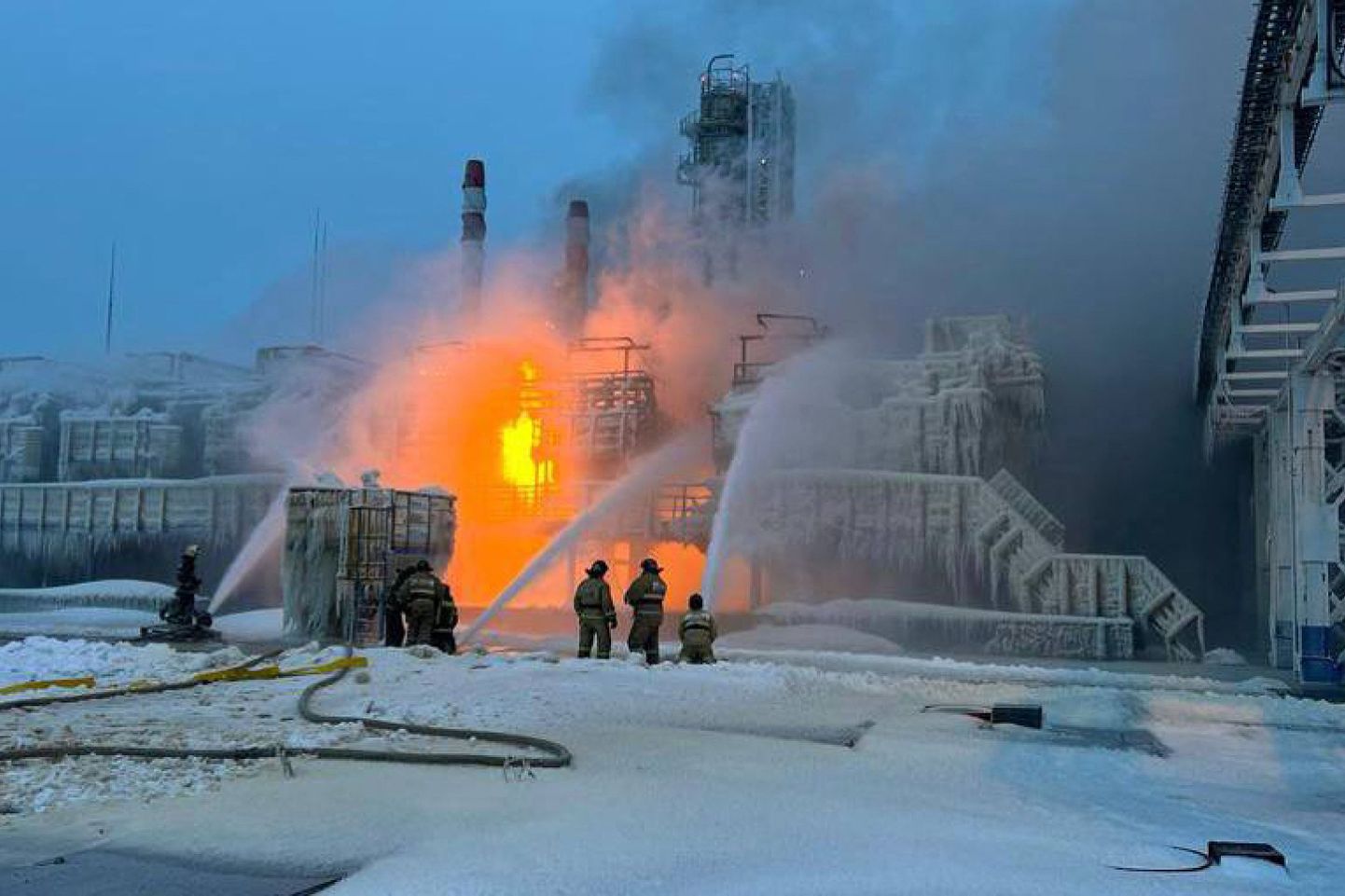 Пожар в порту Усть-Луга. 21 января 2024 года.