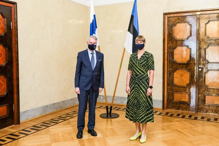 Soome välisminister Pekka Haavisto ja president Kersti Kaljulaid.