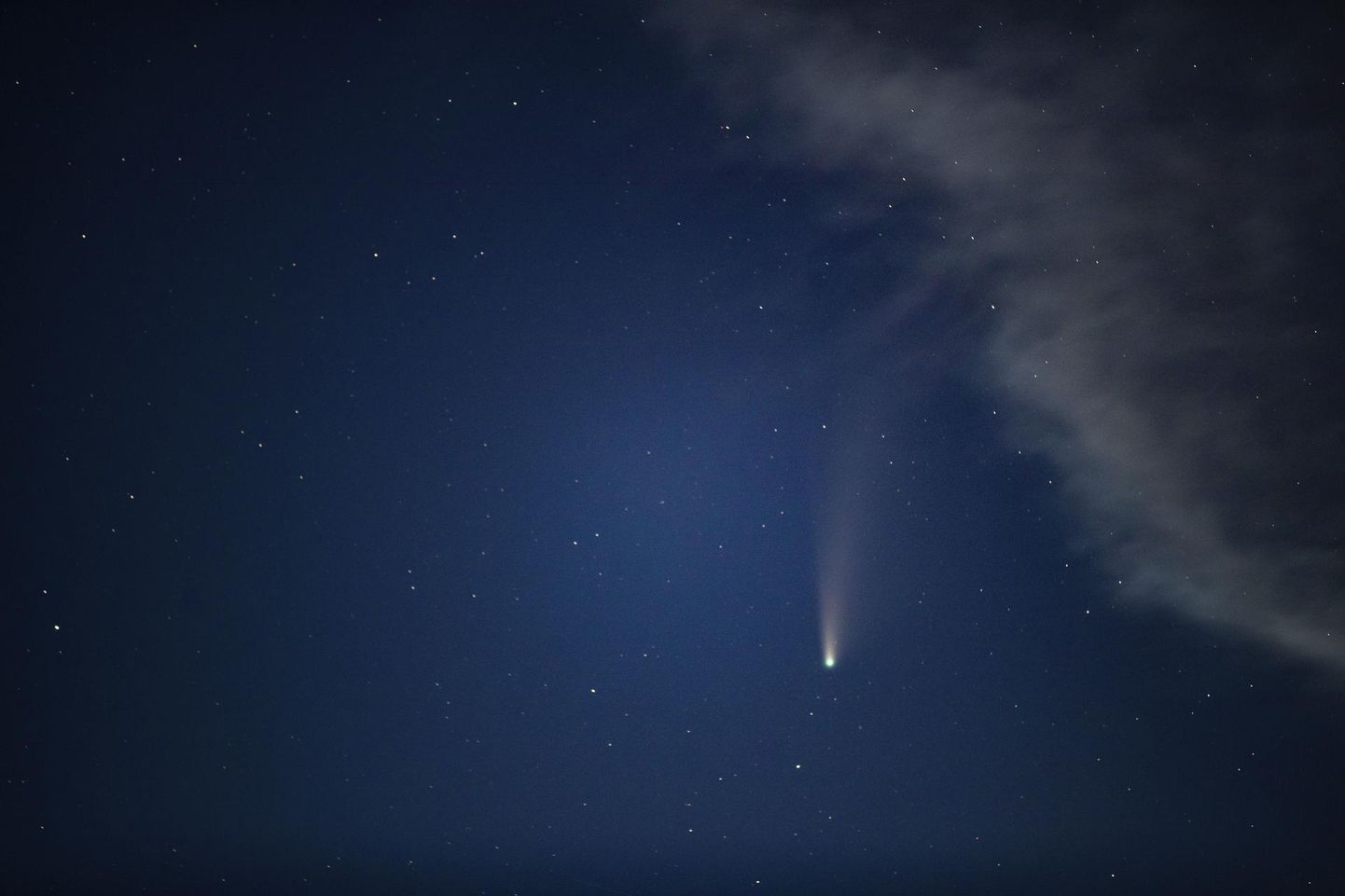 Komeet Neowise 20. juulil Vancouveri kohal Kanadas