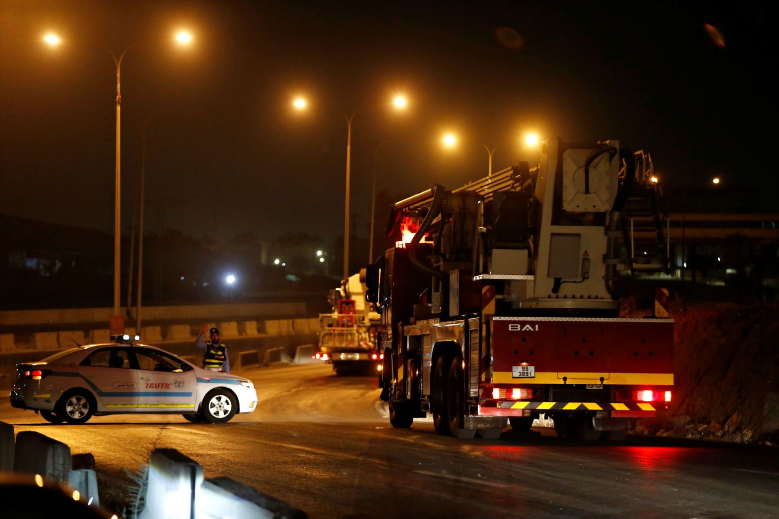 Jordaanias Zarqa linna lähedal plahvatas relvaladu, sündmuskohale sõitis mitu päästeautot