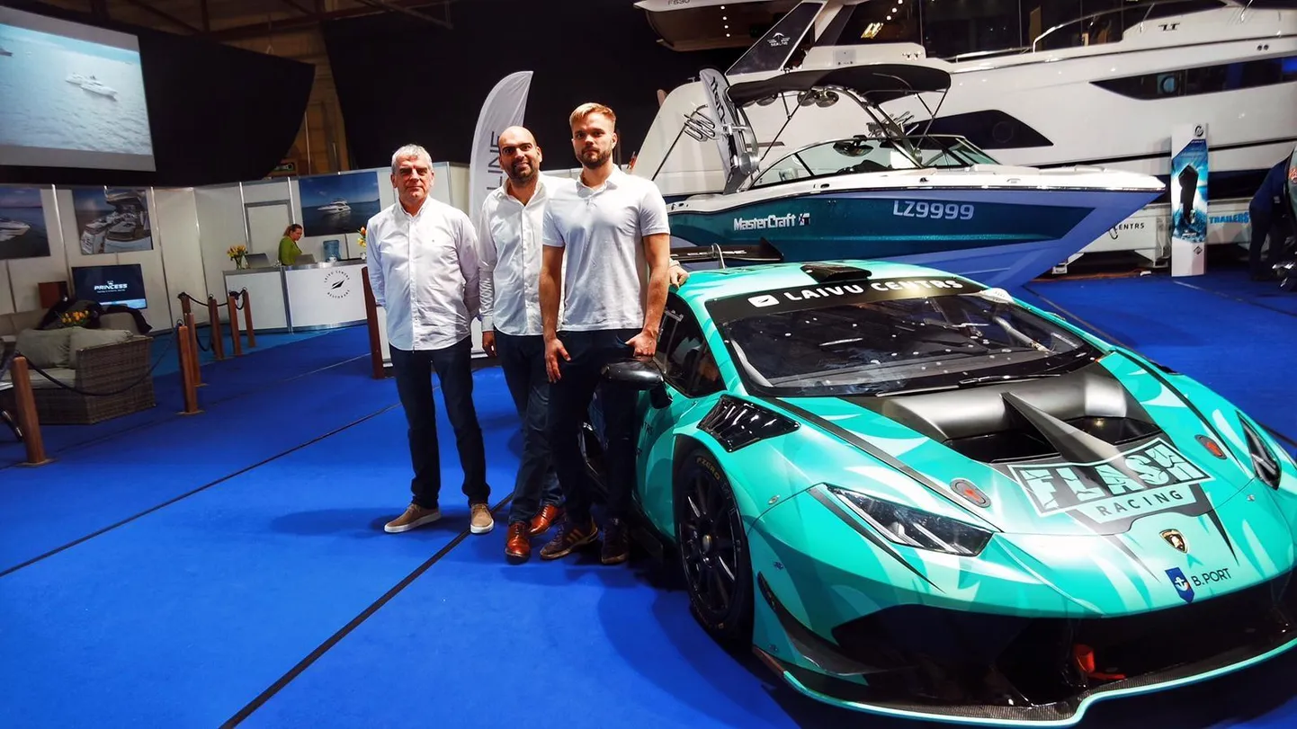 Viljandist pärit Mikk Maaten (paremal) sõidab tänavusel hooajal Läti meeskonnas Lamborghini Huracán LP 620-2 Super Trofeoga.
