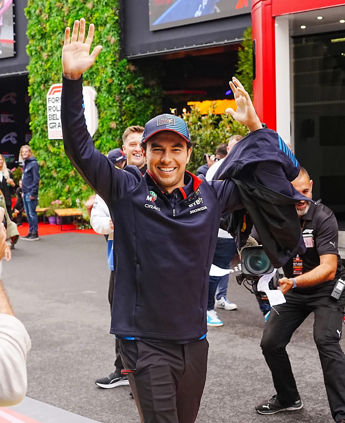Sergio Perez Spa ringrajal.