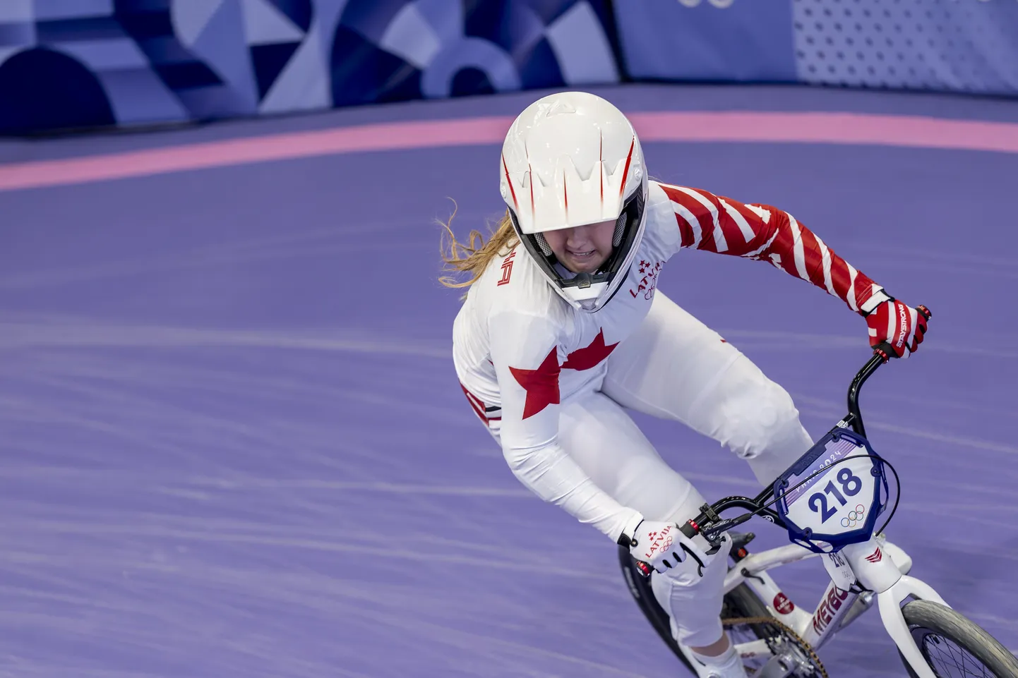BMX riteņbraucēja Veronika Monika Stūriška